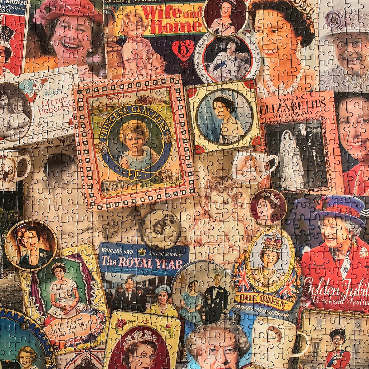 gibsons-our-glorious-queen-puzzle-1000-teile-queen-elizabeth image 2