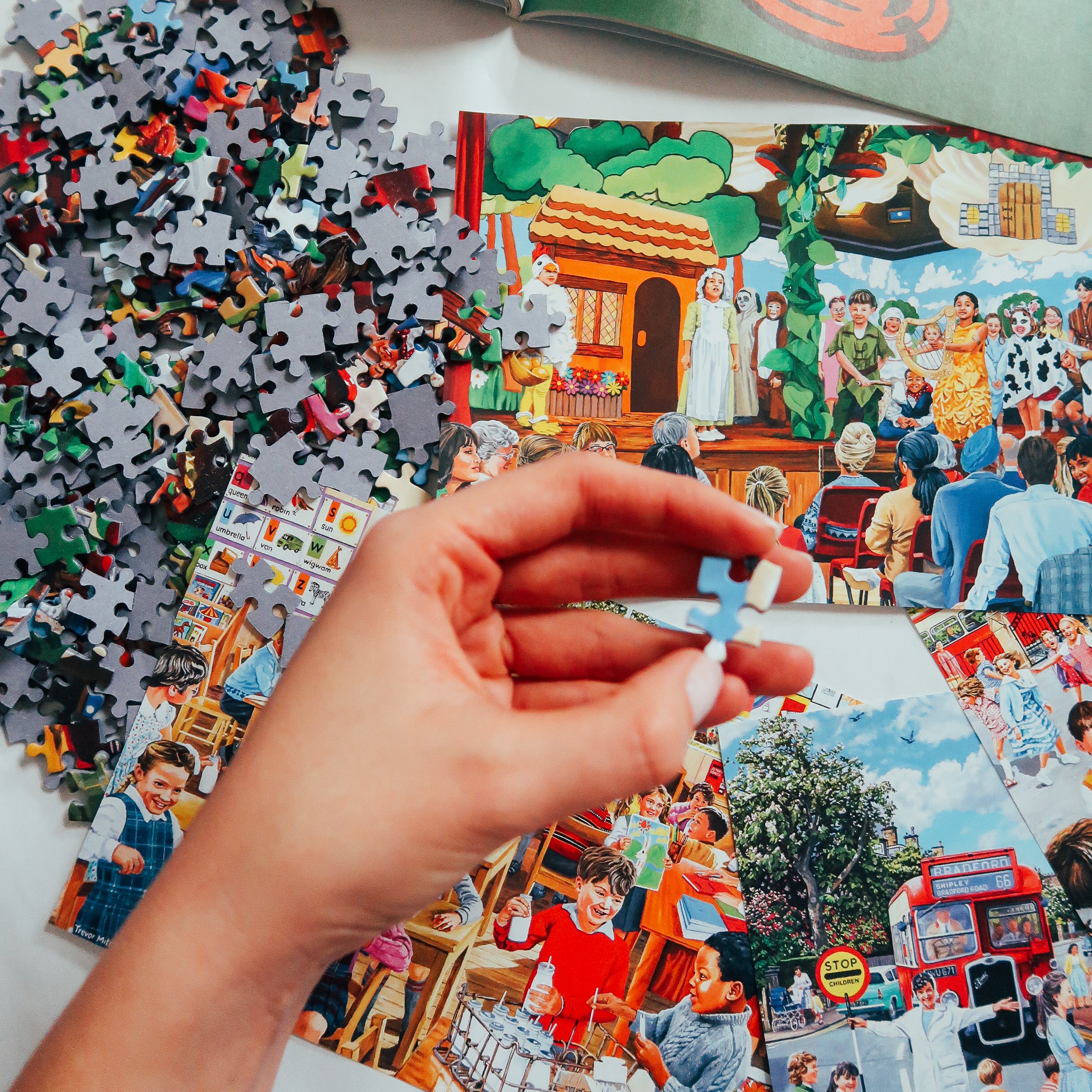 gibsons-school-days-4x500-teile-puzzle-nostalgie-set image 2