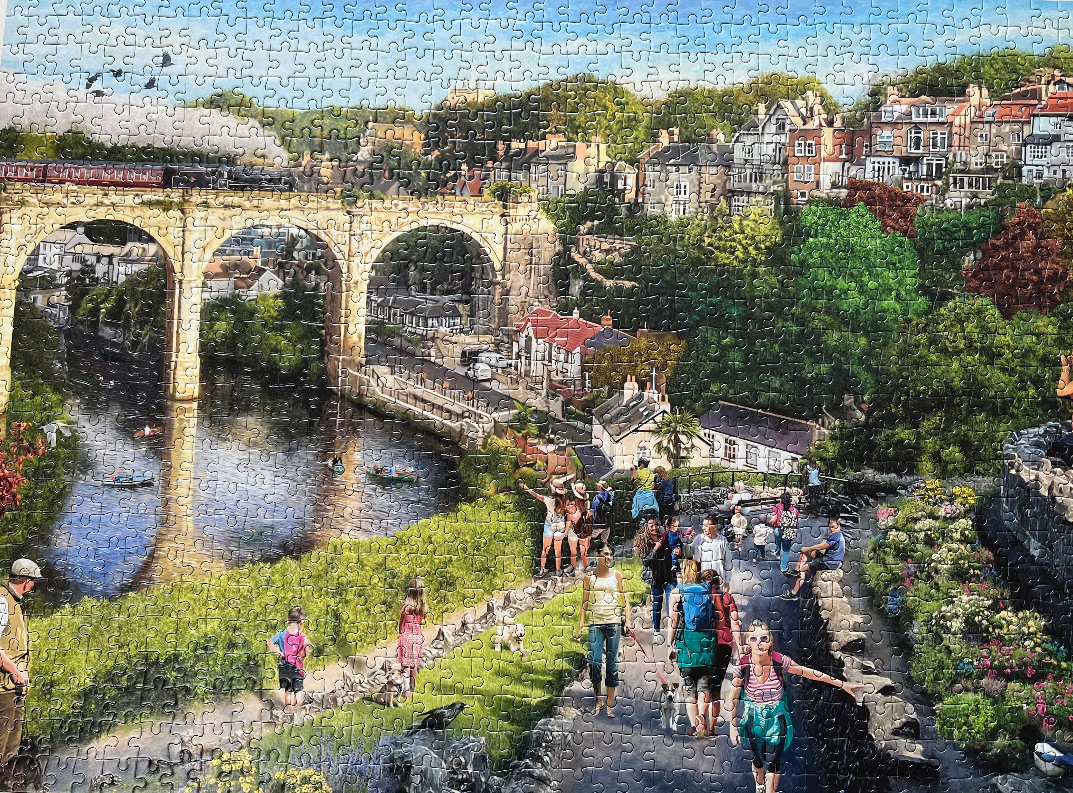 gibsons-knaresborough-puzzle-1000-teile-landschaft-mit-dampflok image 4