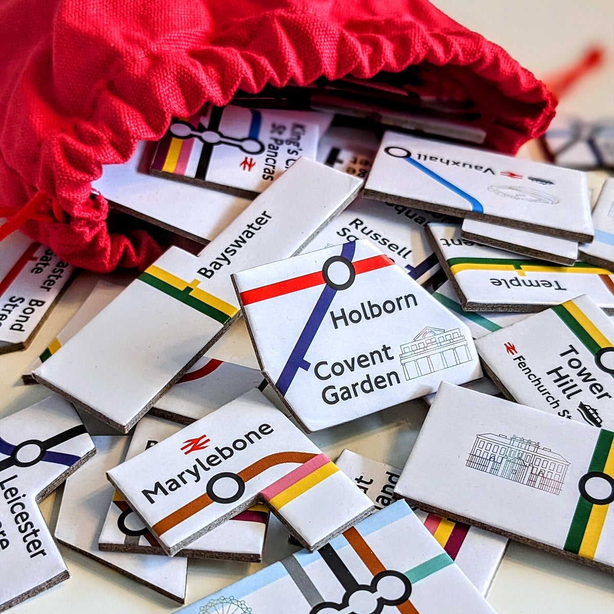 gibsons-connecting-london-brettspiel-tfl-collection-2-6-spieler image 6