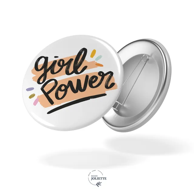 maison-joliette-multitude-girl-power-button-32-mm image 1