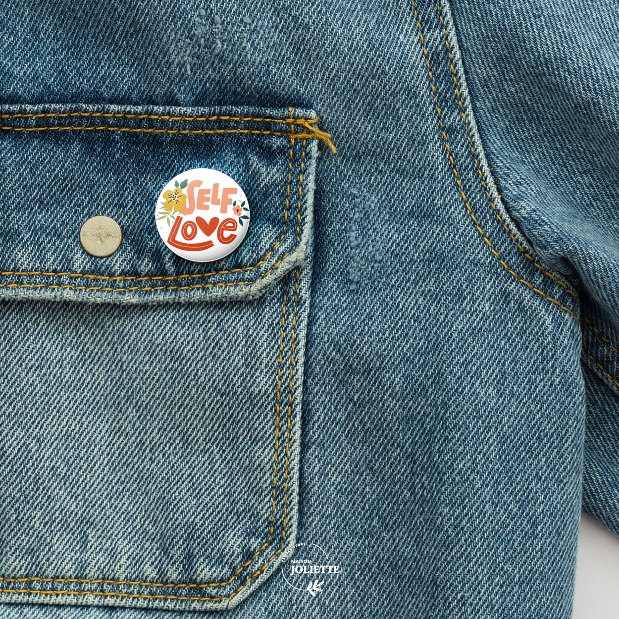 maison-joliette-floraison-self-love-button-32-mm-matt image 3