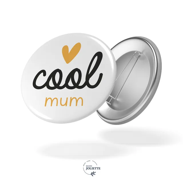 maison-joliette-badges-love-button-cool-mum-32-mm-matt image 1