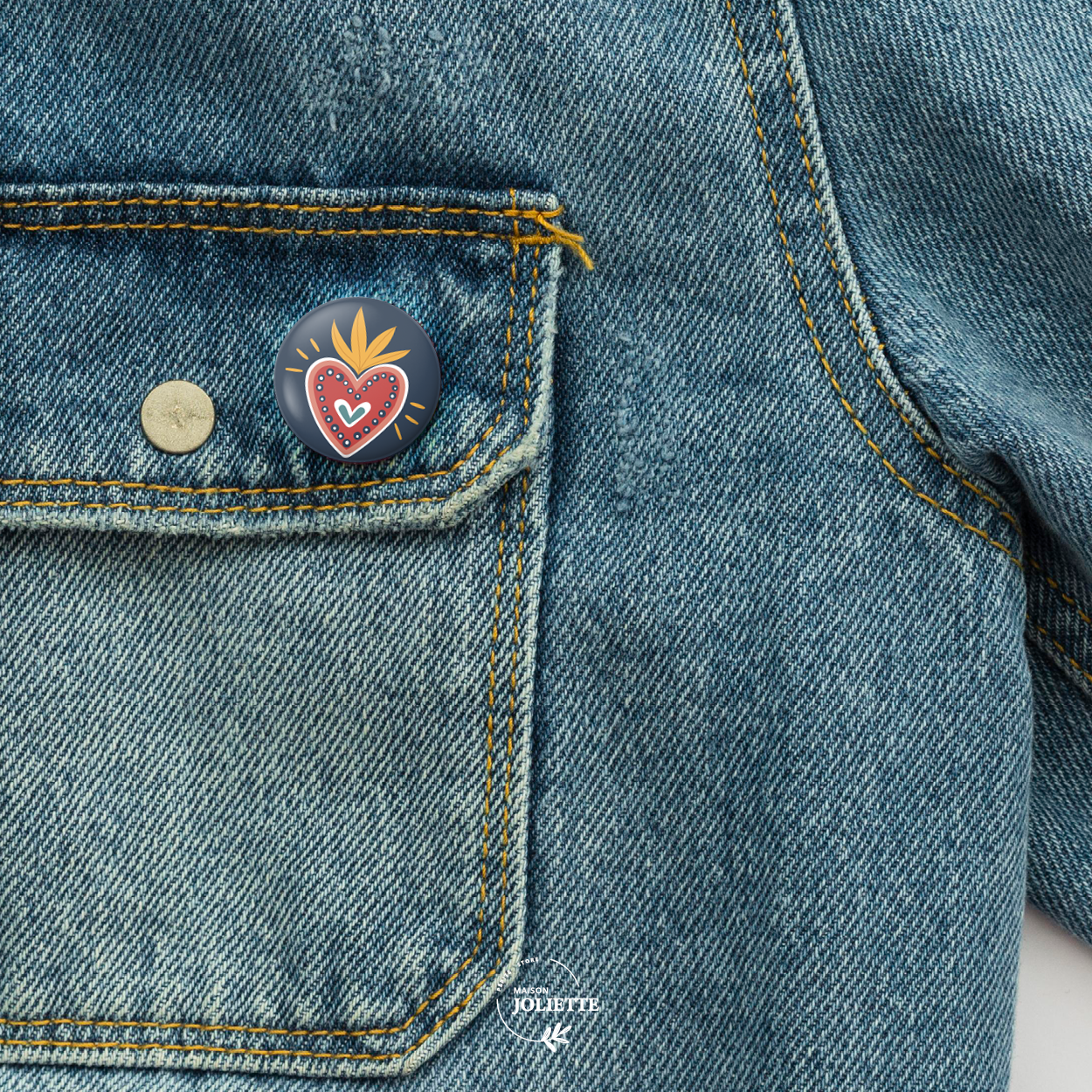 maison-joliette-ex-voto-button-32-mm-matt-herz image 3