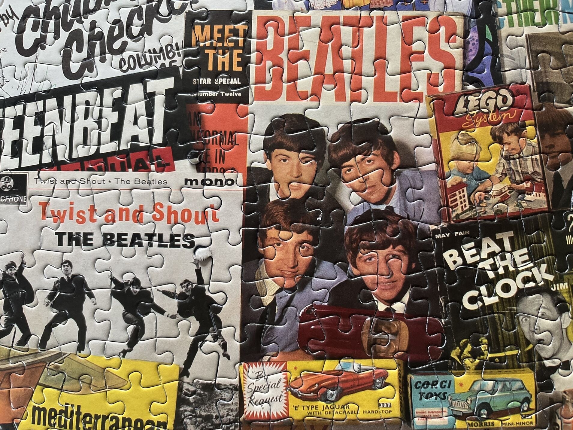 gibsons-spirit-of-the-60s-puzzle-1000-teile-retro-collage image 2