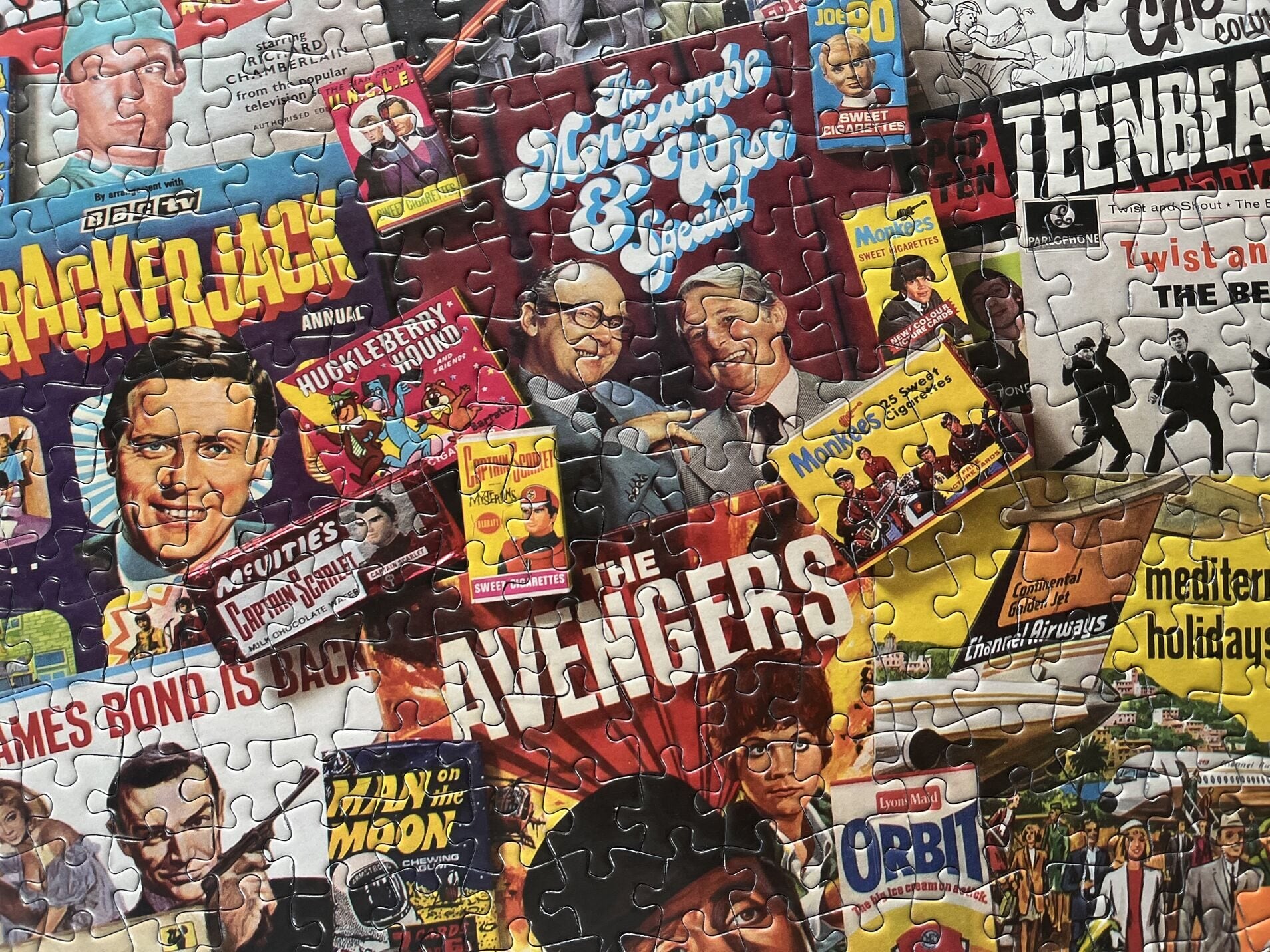 gibsons-spirit-of-the-60s-puzzle-1000-teile-retro-collage image 3